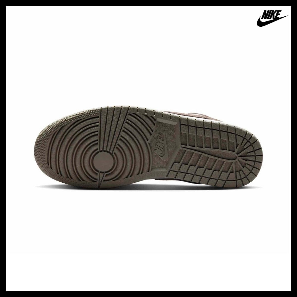 【Nike】AIR JORDAN 1 LOW OLIVE GRAY SUMMIT WHITE PALE IVORY