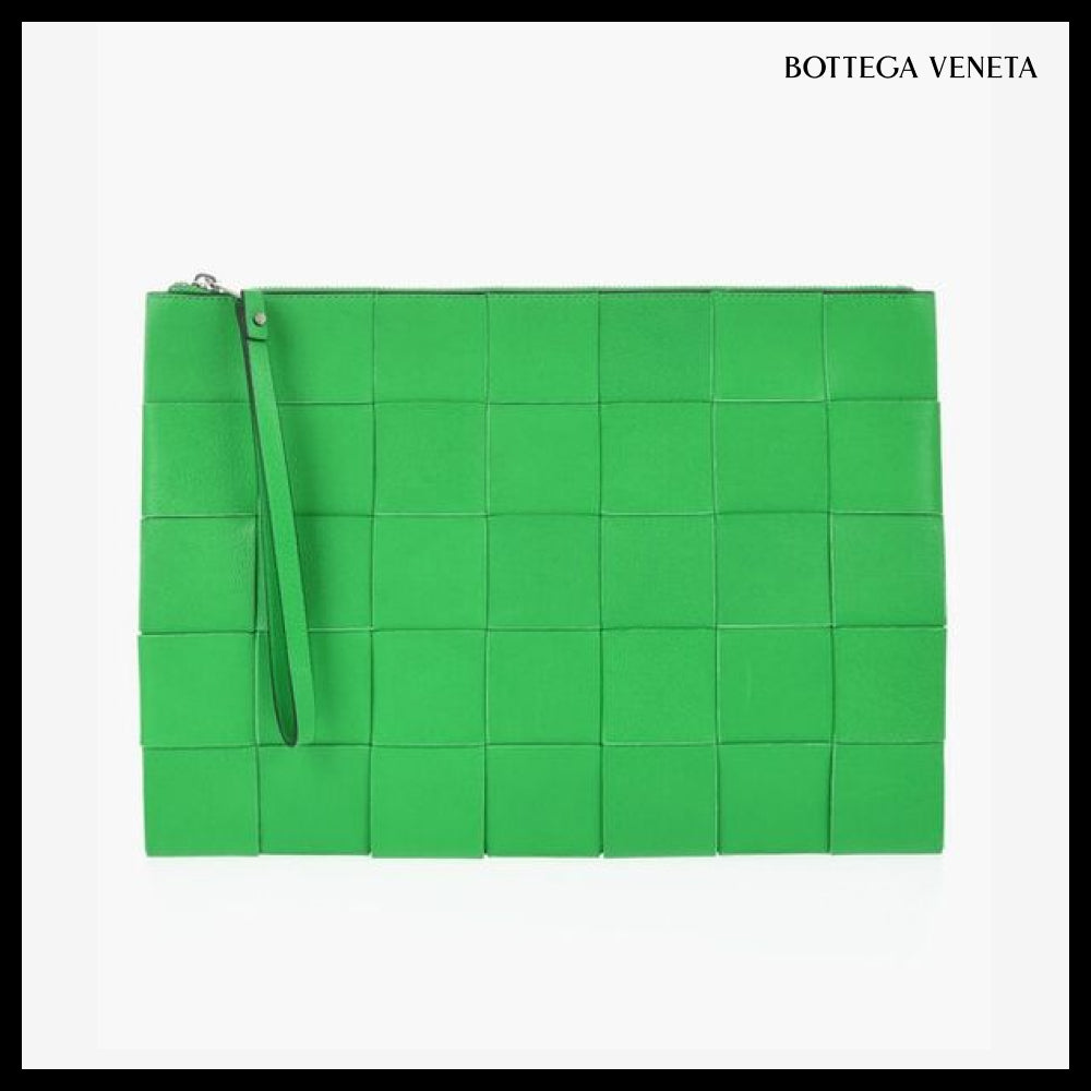 【BOTTEGA VENETA】Green Clutch Bag