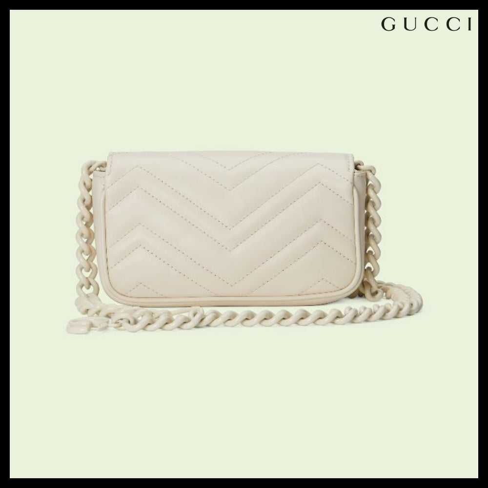 【GUCCI】GG Marmont Matelassé Chevron Quilted Bag