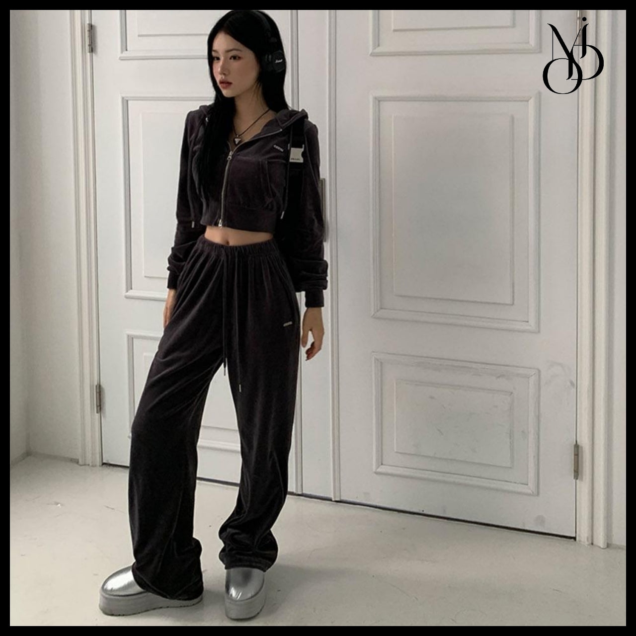 【MODIMOOD】Velour Hoodie Zip-Up Pants Set