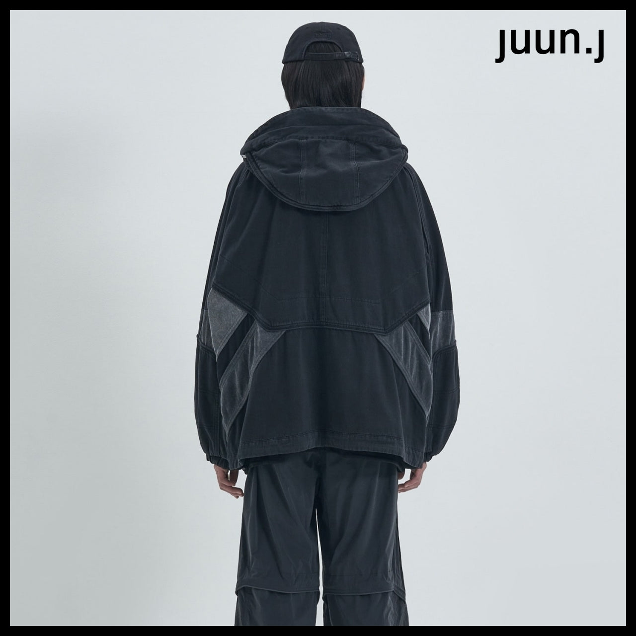 【JUUN.J】Denim Color Block Track Jumper Black