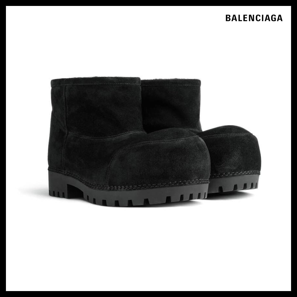 【BALENCIAGA】Alaska Fur Booties Black