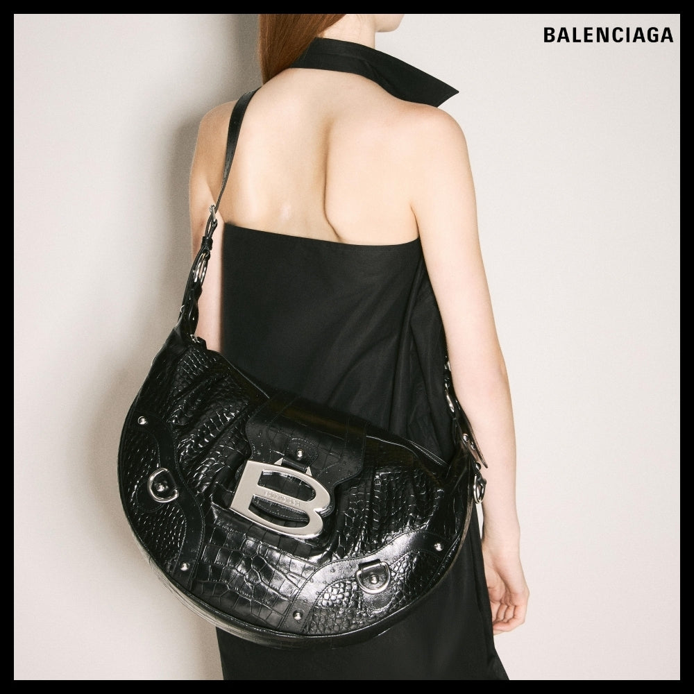 【BALENCIAGA】Women's Essex Hobo Bag in Black