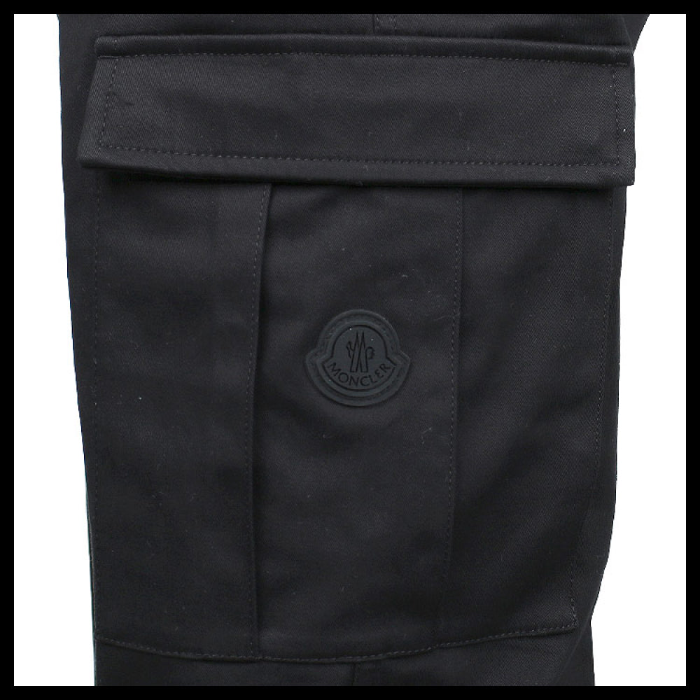 【MONCLER】 Patch Logo Cargo Pants
