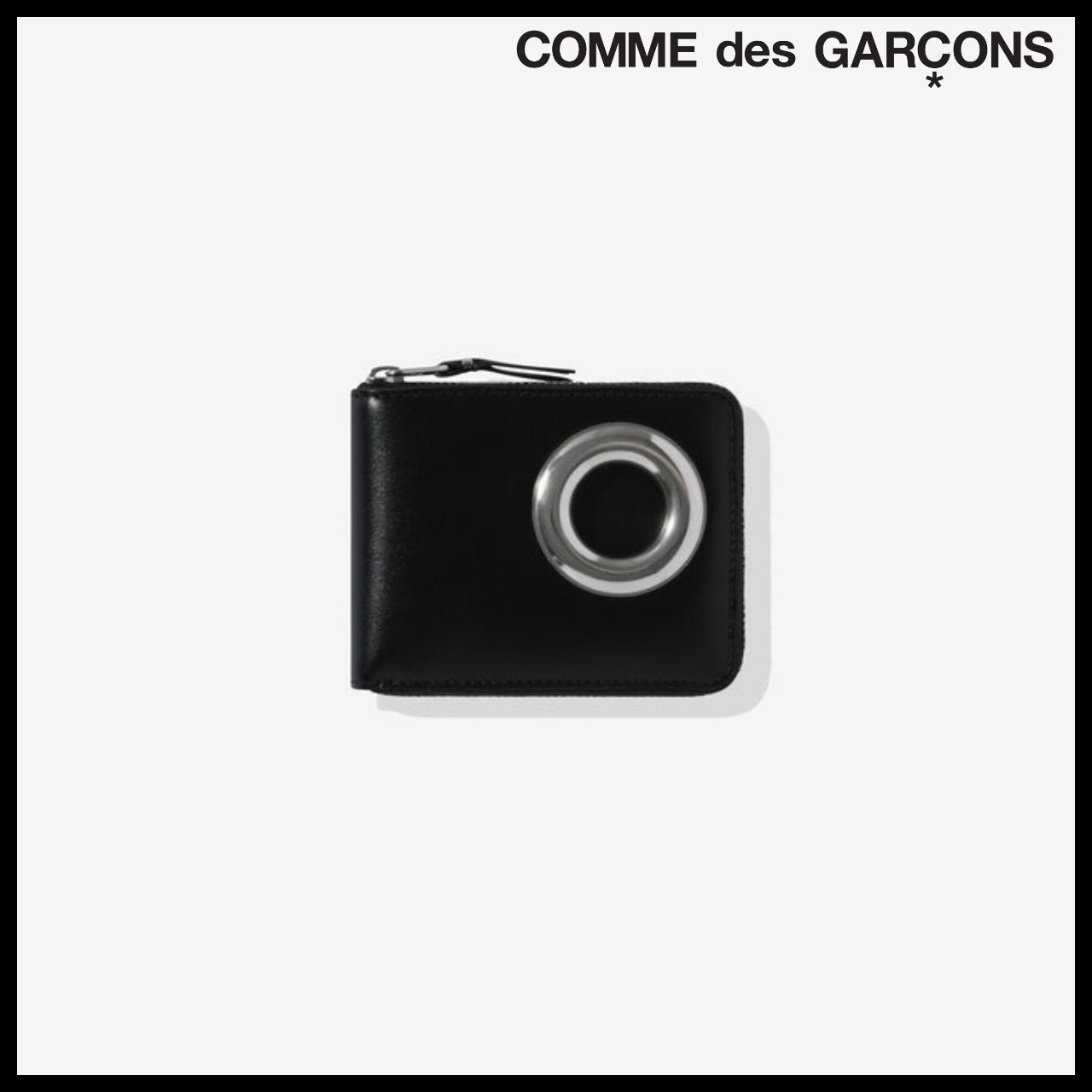 【COMME des GARCONS】Silver Eyelet Full Zip Around Wallet