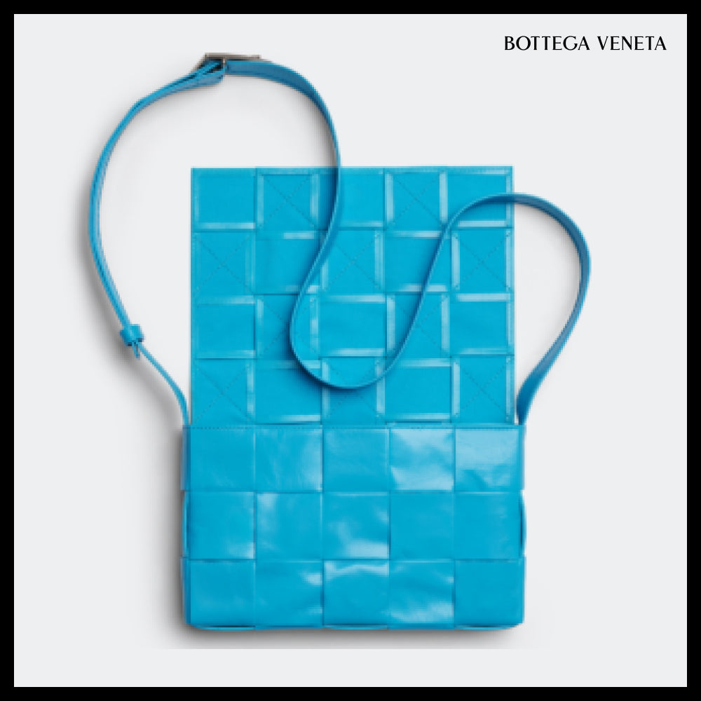 【BOTTEGA VENETA】Cassette Bag Pool