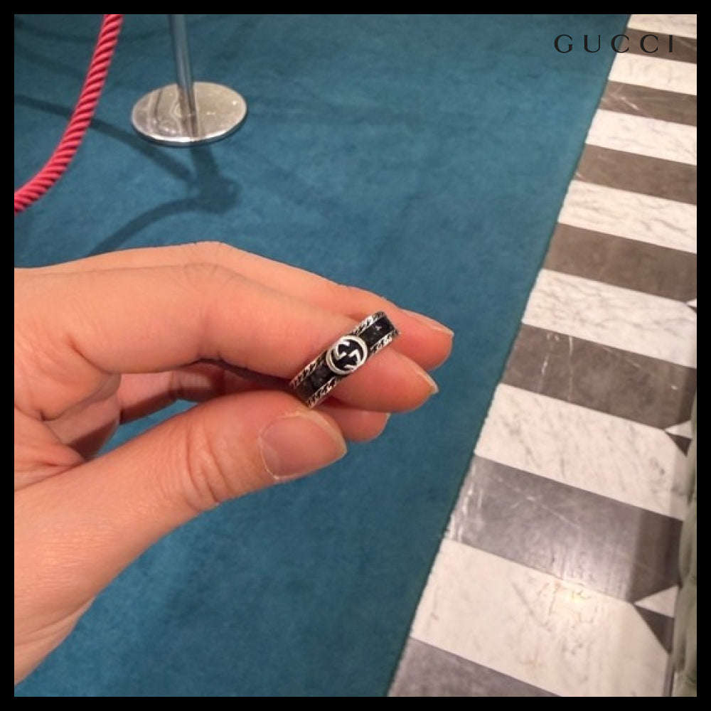 【GUCCI】Interlocking G Logo Enamel Metal Ring Black