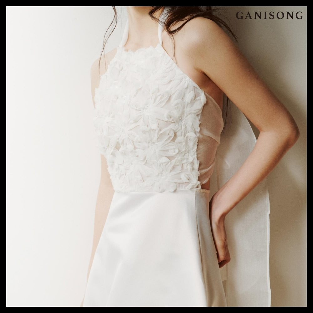 【GANISONG】Bridal Fluffy Rose Halterneck Dress White