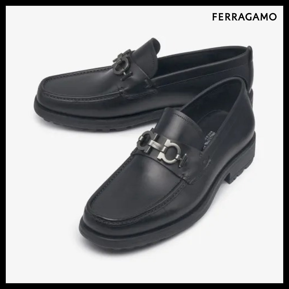 【FERRAGAMO】EEE Gancini Ornament Chunky Loafer Black