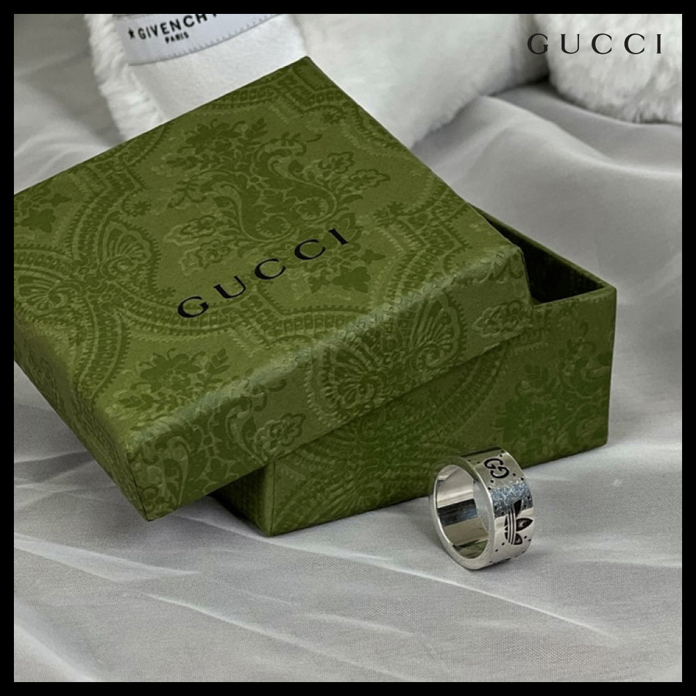 【GUCCI】GUCCI X Adidas Trefoil GG Engraving Sterling Wide