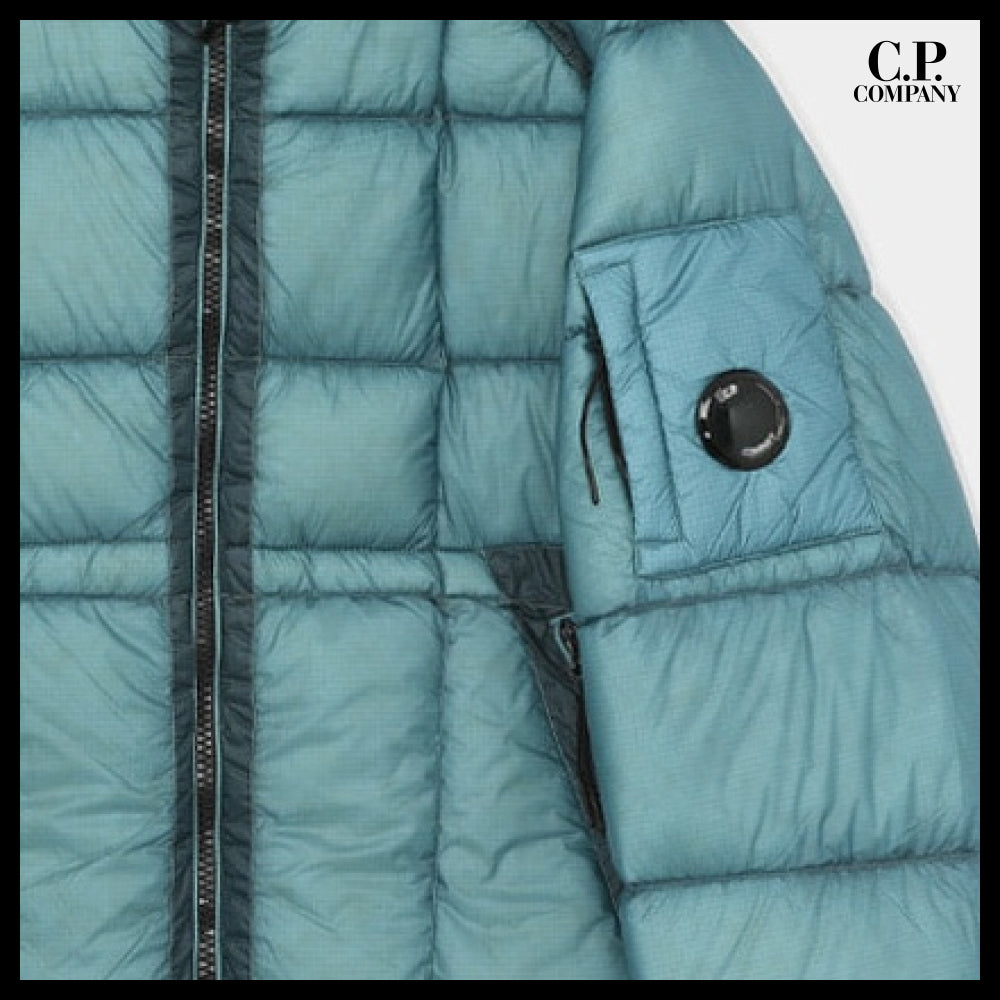 【C.P. Company】Lens patch medium hooded padded jacket