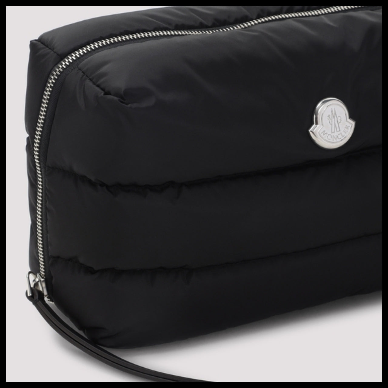 【MONCLER】Black Case