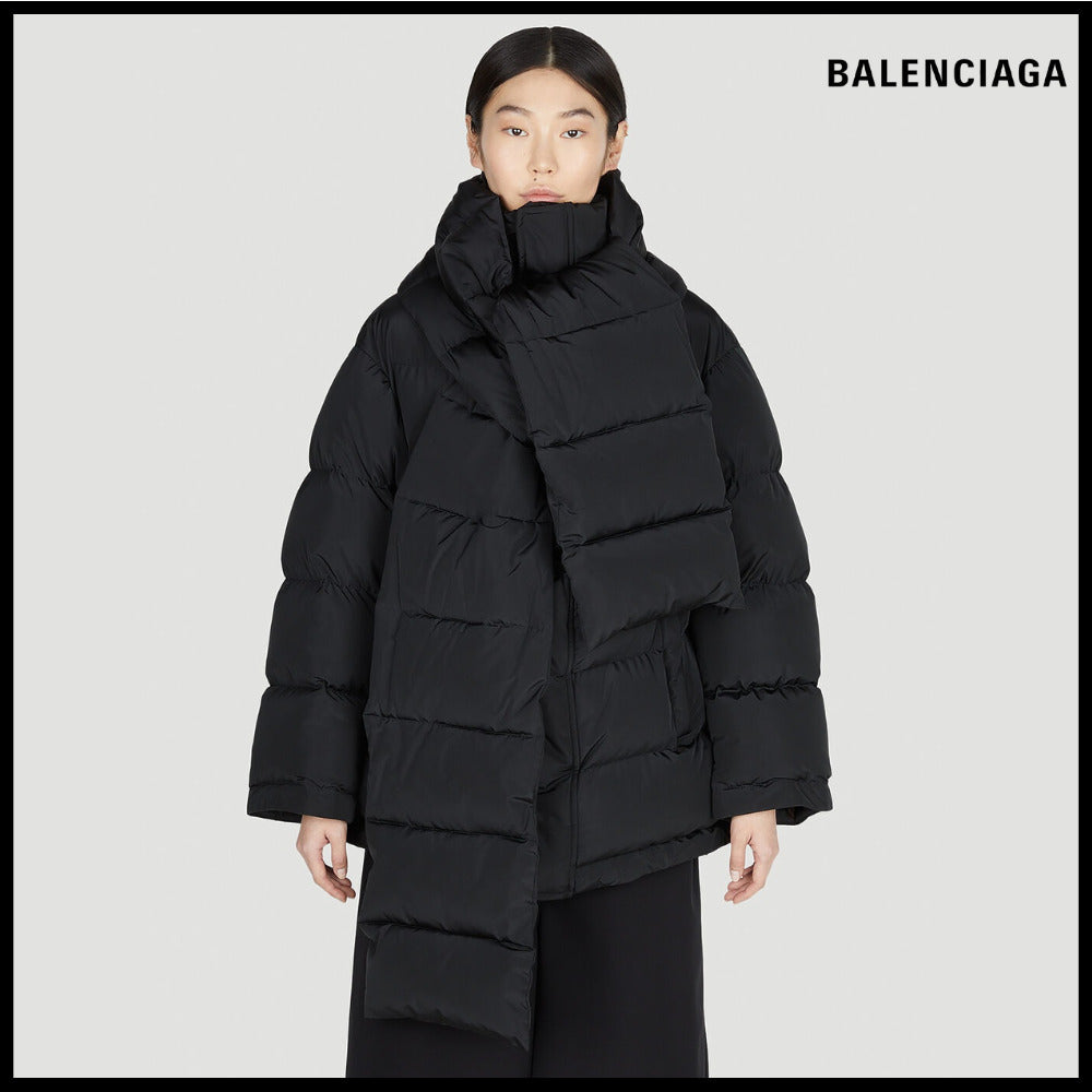 【BALENCIAGA】Swing Puffer Jacket Black
