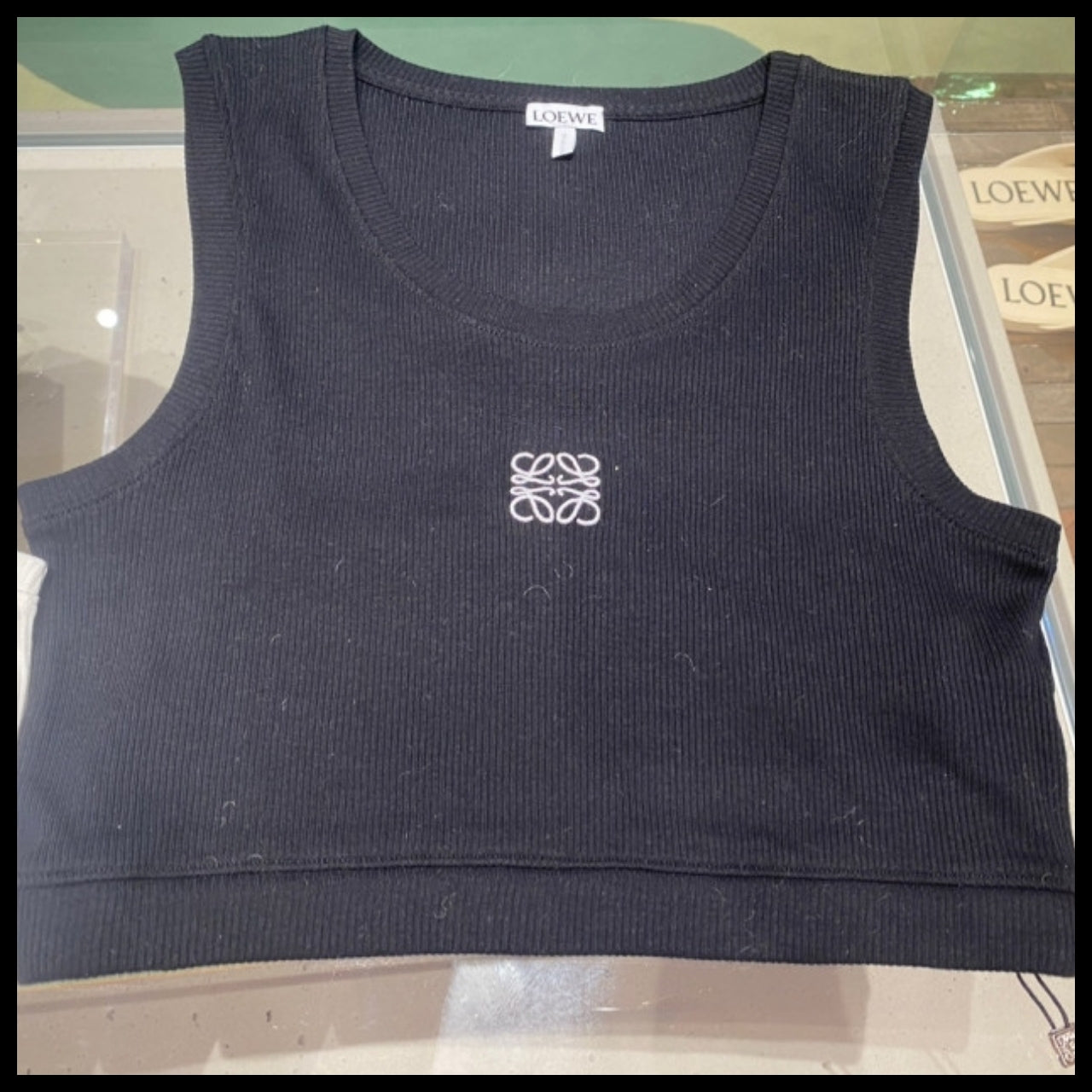 【LOEWE】Anagram Embroidered Logo Sleeveless Crop Top