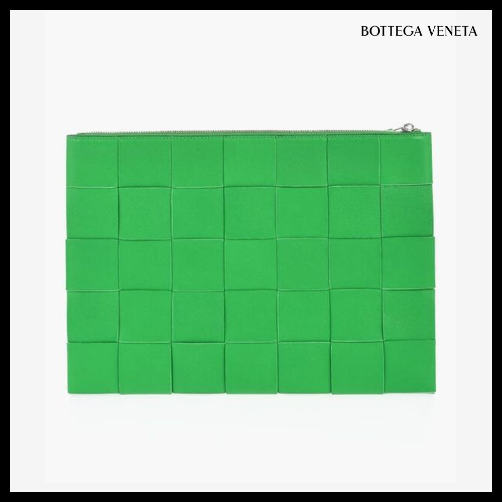 【BOTTEGA VENETA】Green Clutch Bag