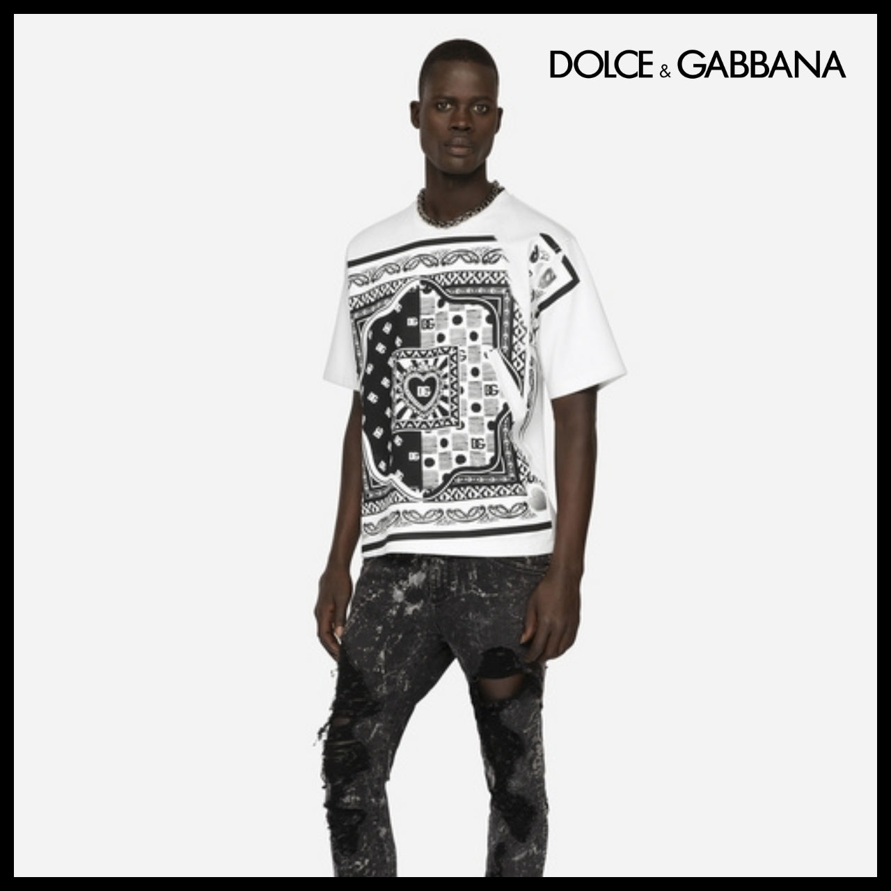 【Dolce & Gabbana】COTTON T-SHIRT WITH BANDANNA PRINT