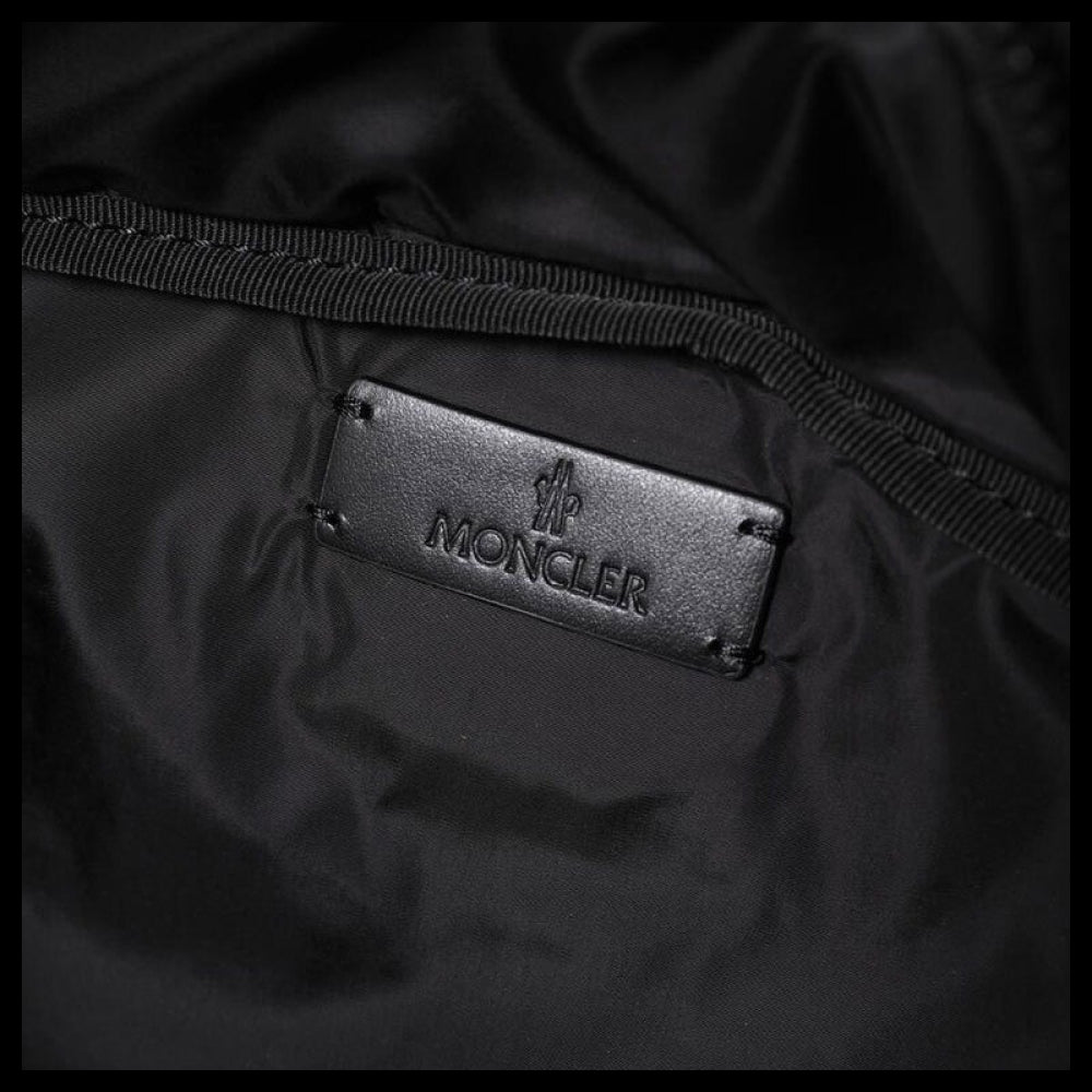 ◆MONCLER◆DURANCE BELT BAG BLACK