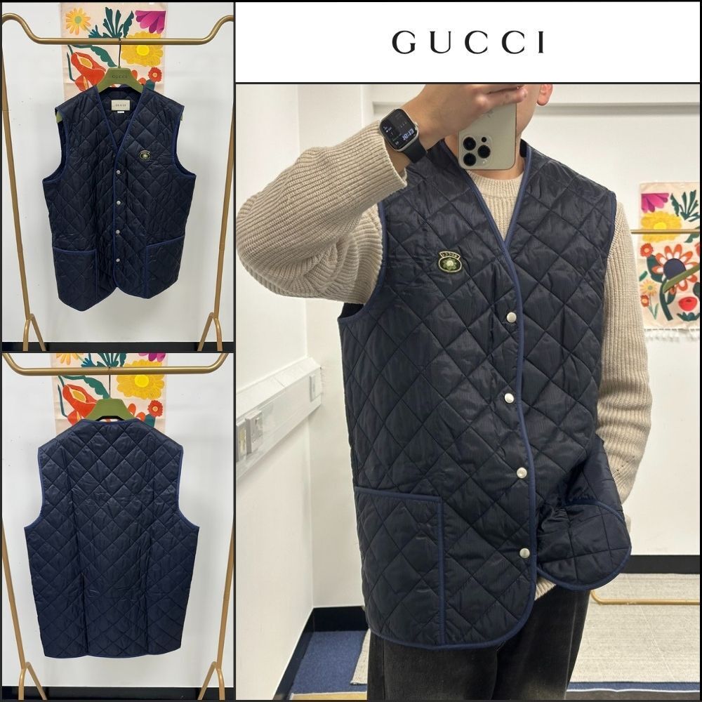【GUCCI】Logo Patch Quilted Nylon Vest Navy