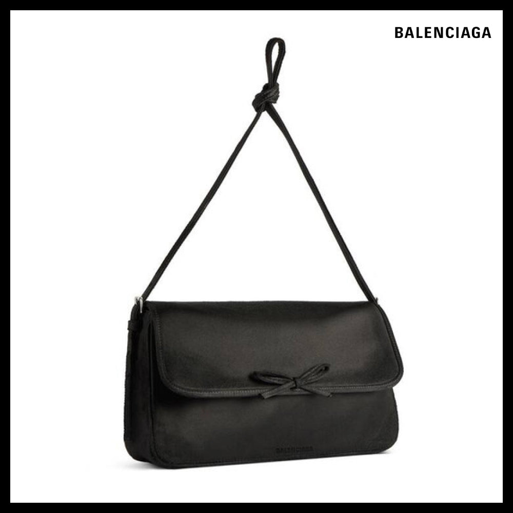 ★BALENCIAGAアウトレット セール ★Leopolda Pochette Black