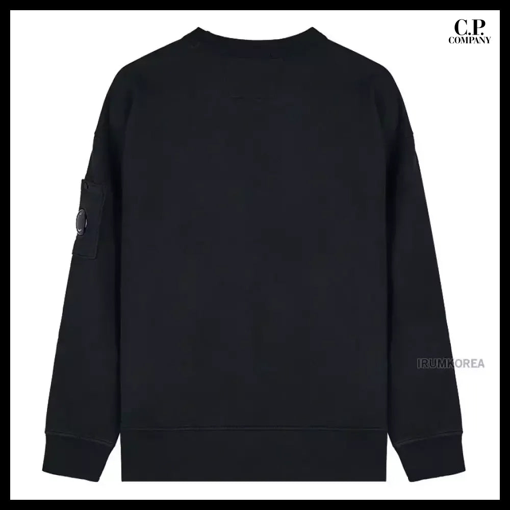 【C.P. Company】Diagonal Boxy Sweatshirt