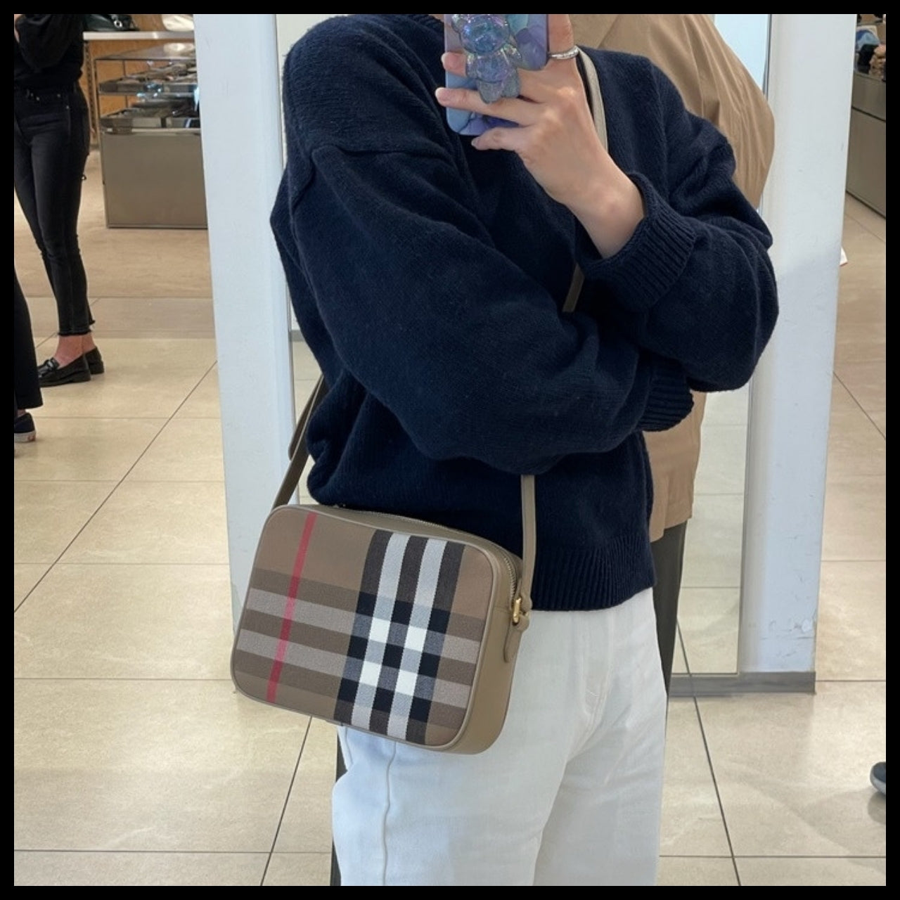 【BURBERRY】House Check Camera Bag Brown