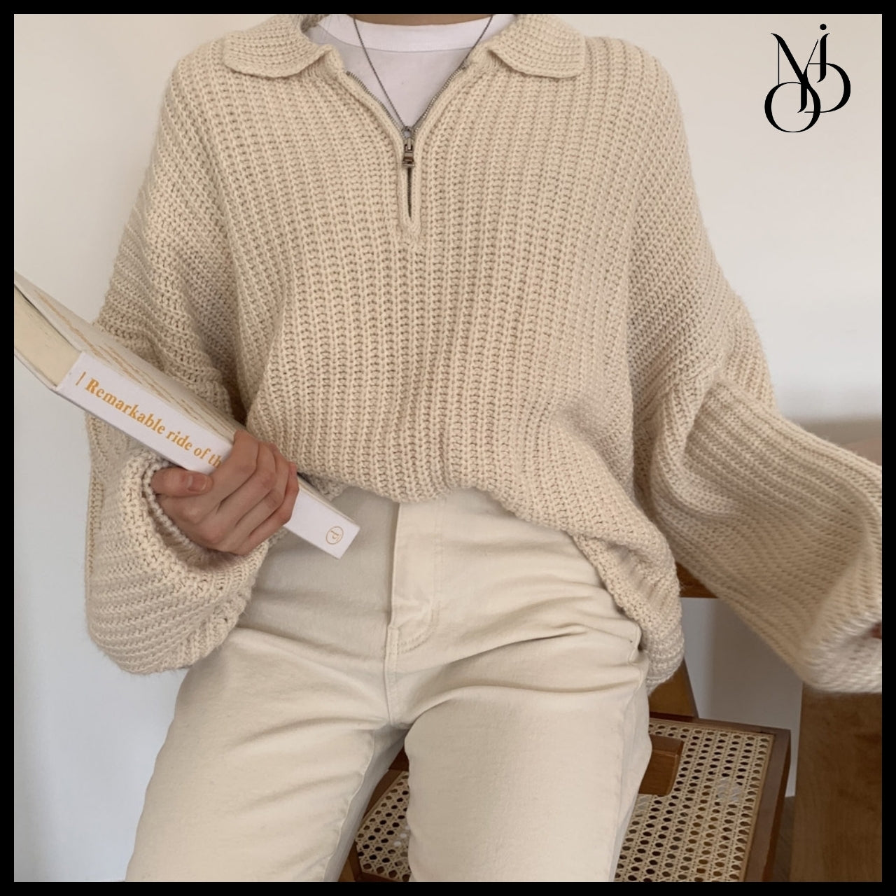 【MODIMOOD】Puff Sleeve Loose Fit Half Zip-Up Collar Knit