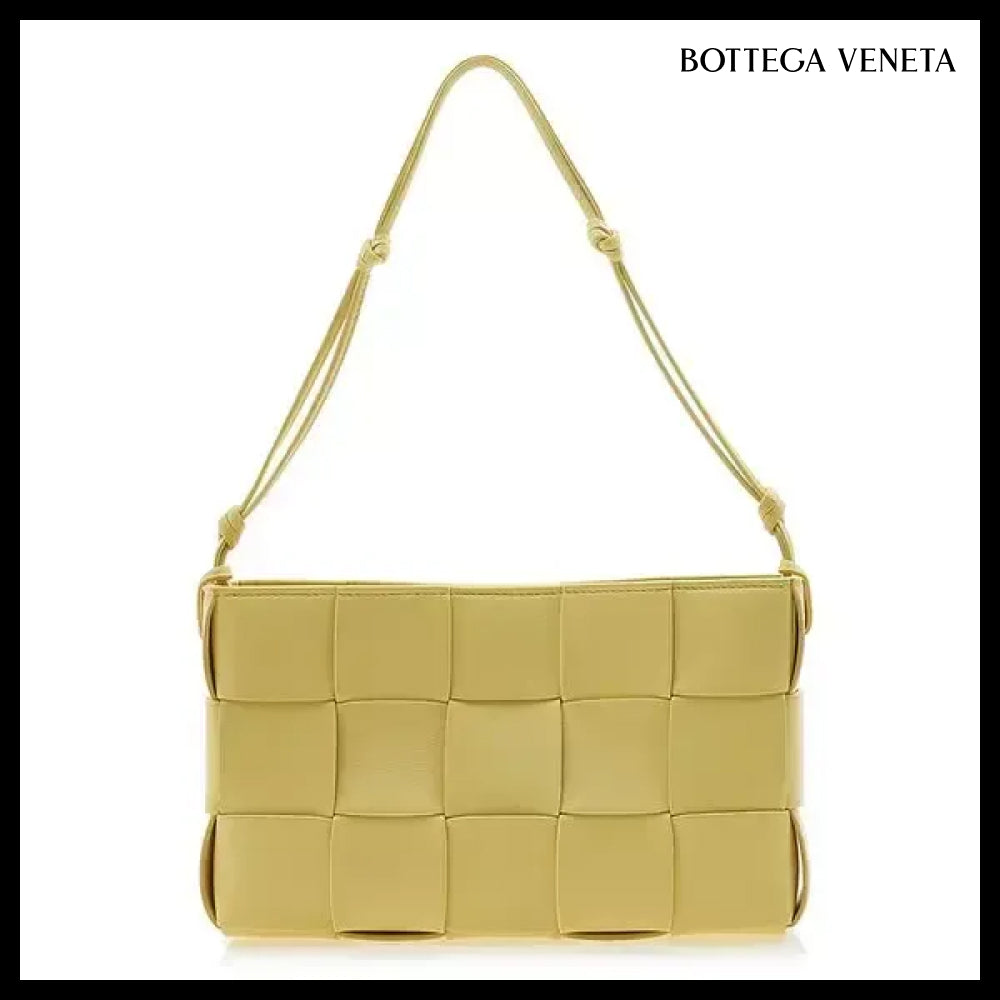 【BOTTEGA VENETA】Women's Cassette Shoulder Bag