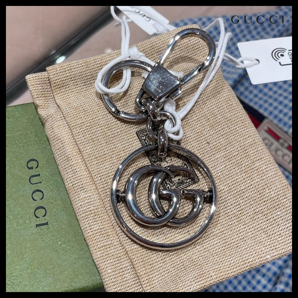 【GUCCI】GG Marmont Metal Keychain Silver