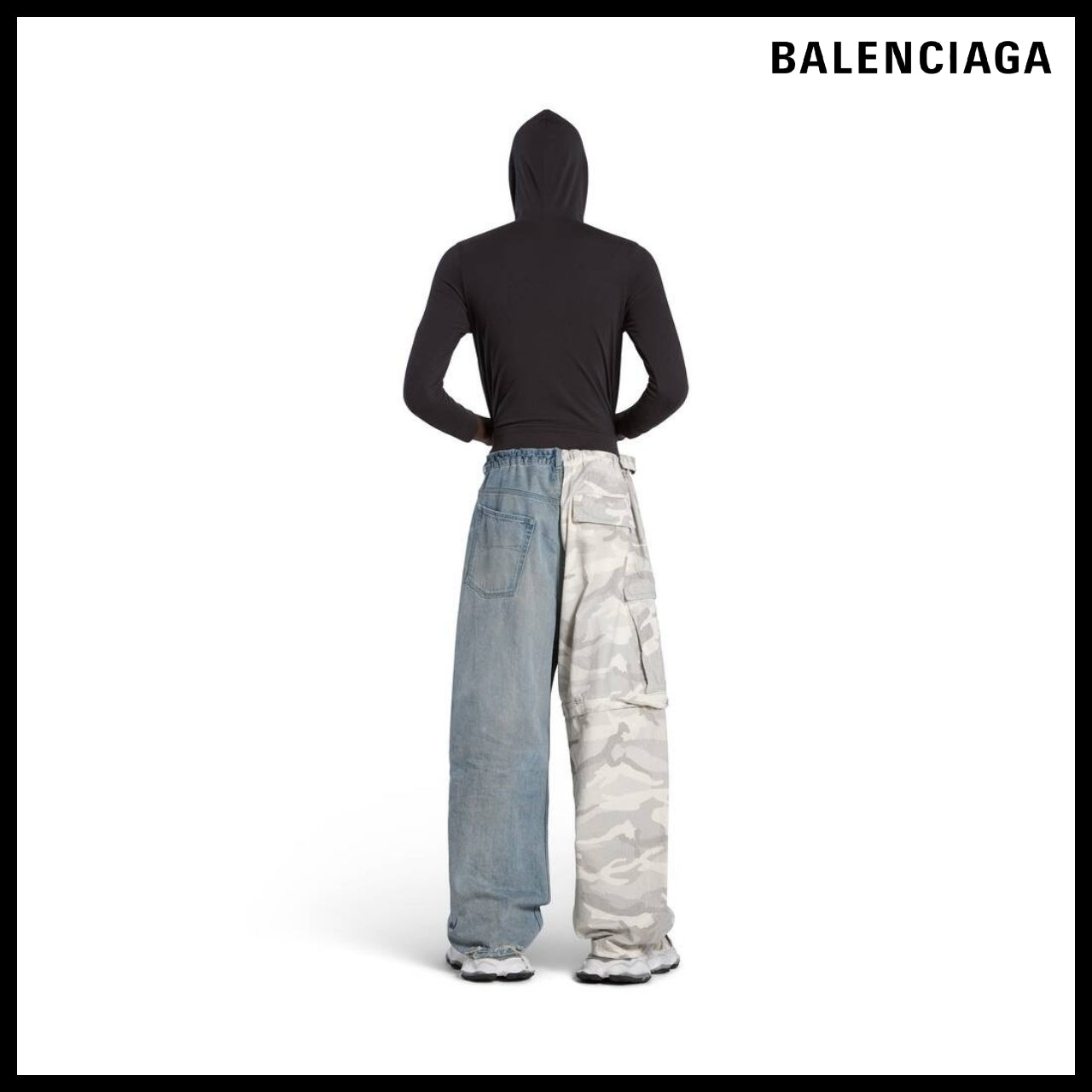 【BALENCIAGA】Grayscale Camo Hybrid Baggy Pants Light Blue