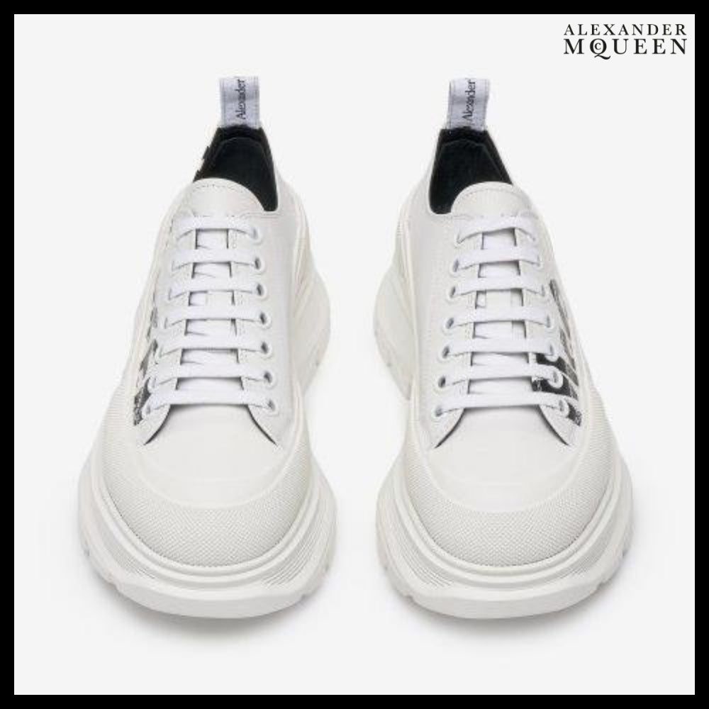 【Alexander Mcqueen】Tread Slick Lace-Up Sneakers White