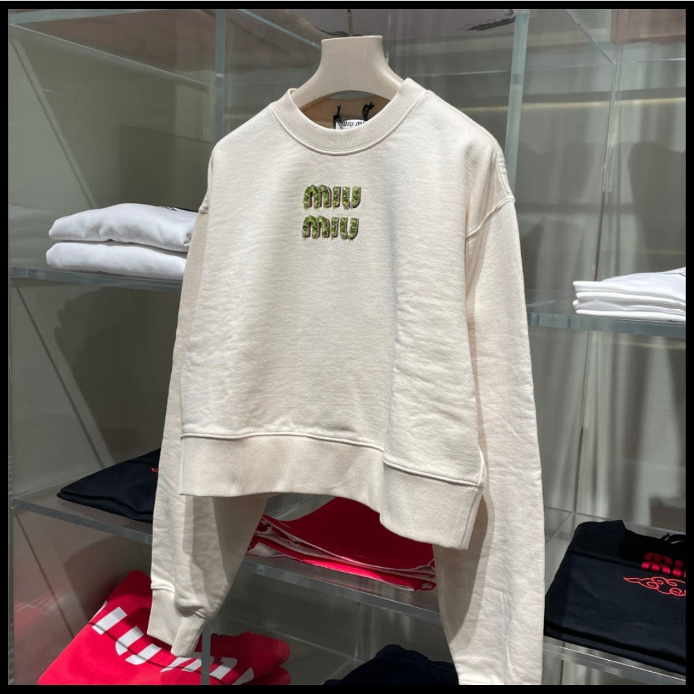 【MiuMiu】ビーズ刺繍ロゴ フェルパコットン スウェットシャツ