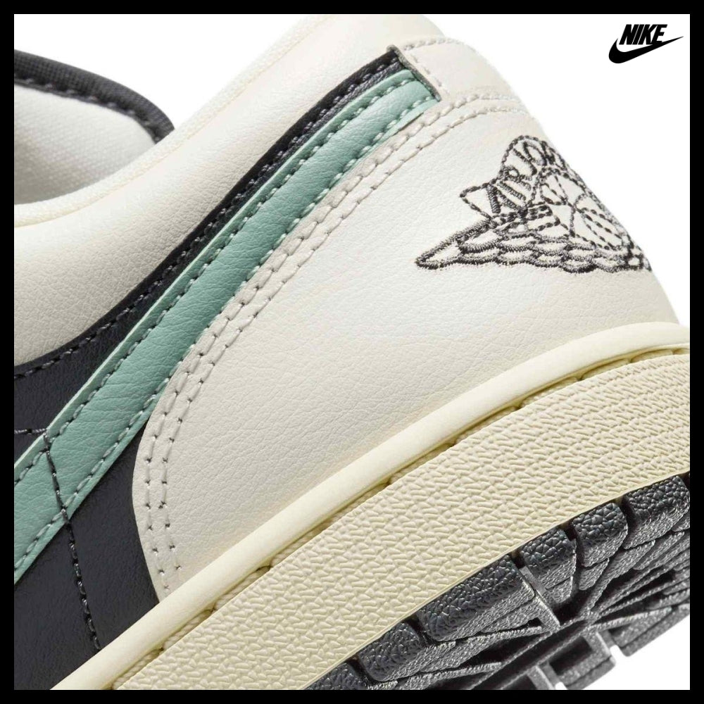 【Nike】AIR JORDAN 1 LOW ANTHRACITE SAIL LEGEND SAND JADE