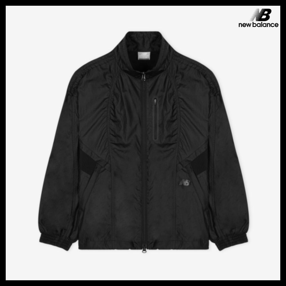 【New Balance】Women 204 Lightweight Woven Jacket