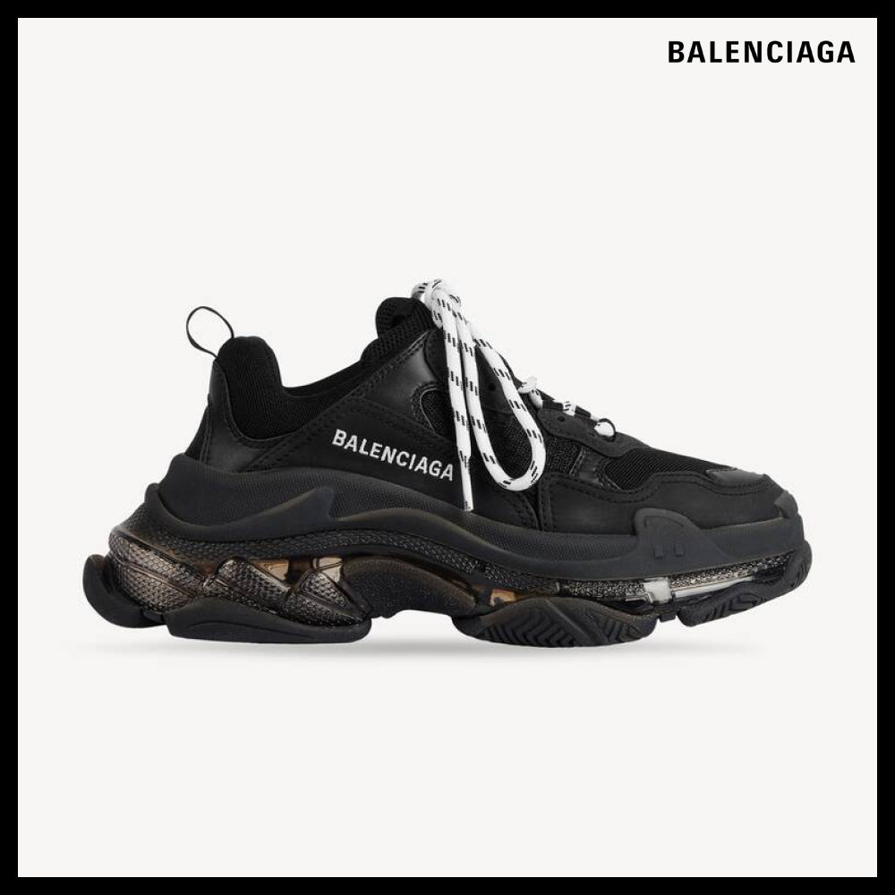 【BALENCIAGA】Triple S Clear Sole Sneakers Black