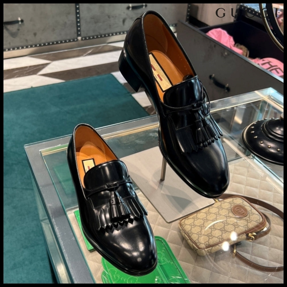 【GUCCI】PARIDE Tassel Fringe Leather Loafers Black