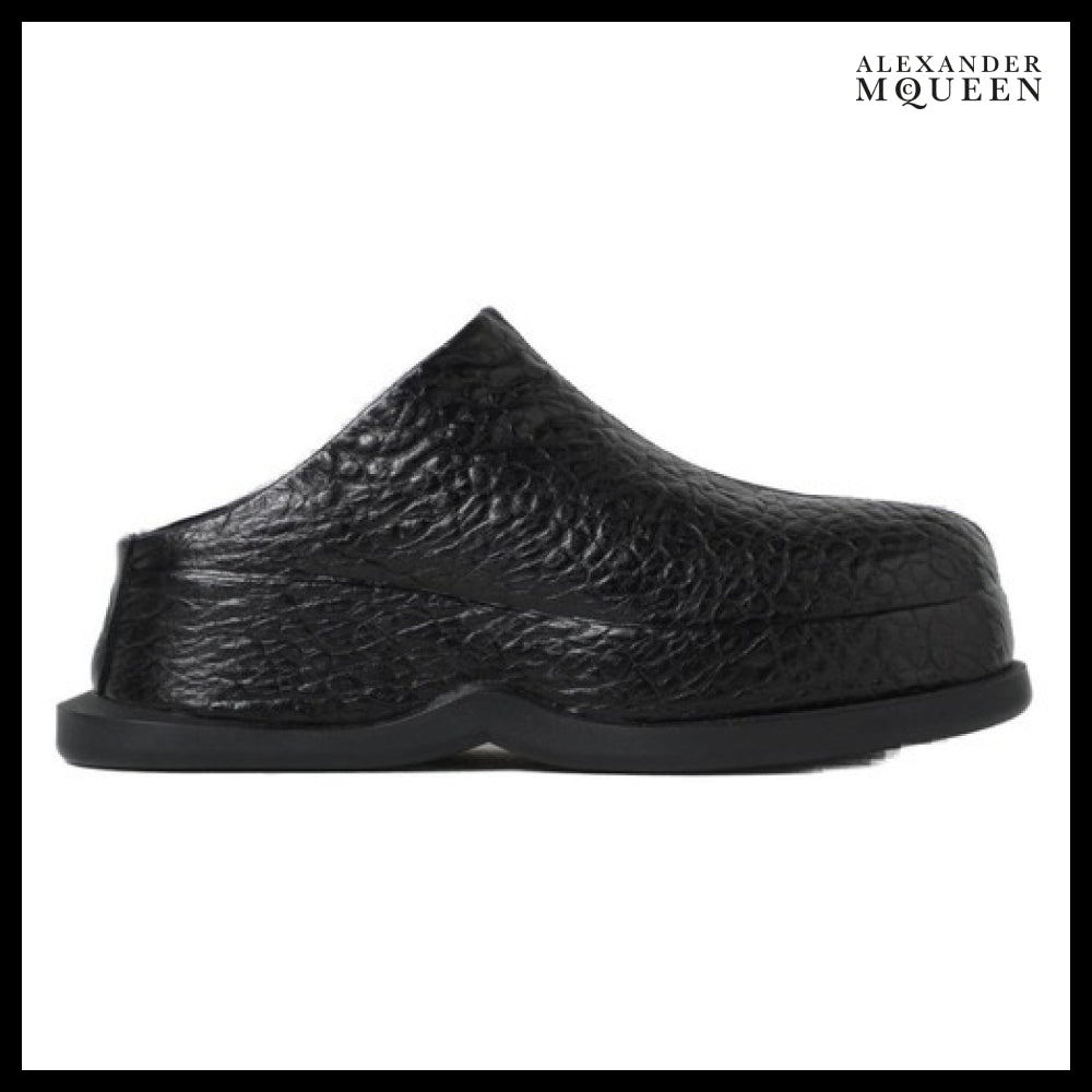 【Alexander Mcqueen】Wave Mule Skull-Embossed Shoes