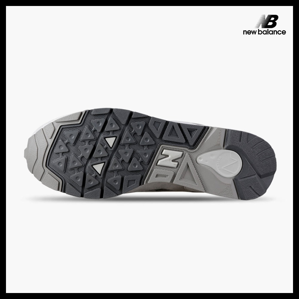 【New Balance】1600 Greige Pack Rain Cloud Sneakers