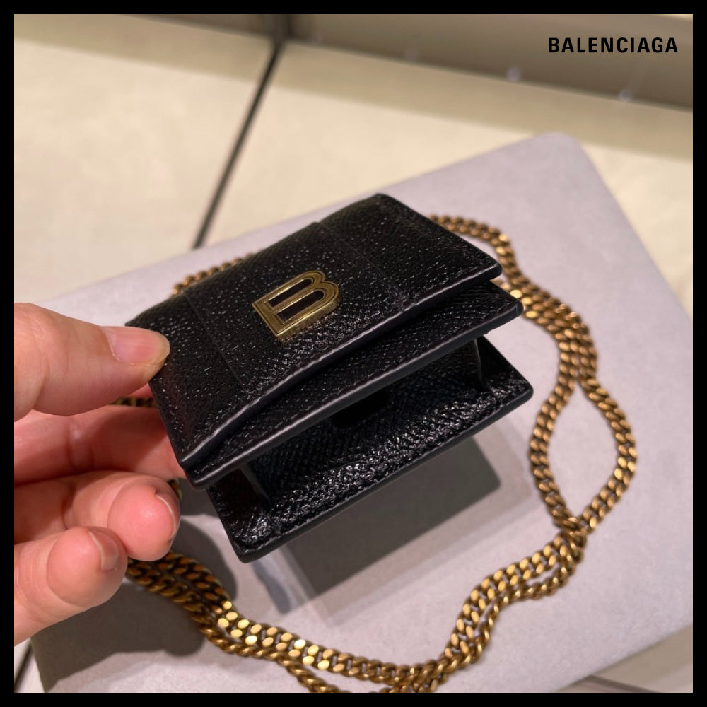 【BALENCIAGA】Hourglass AirPods Holder Gold Black