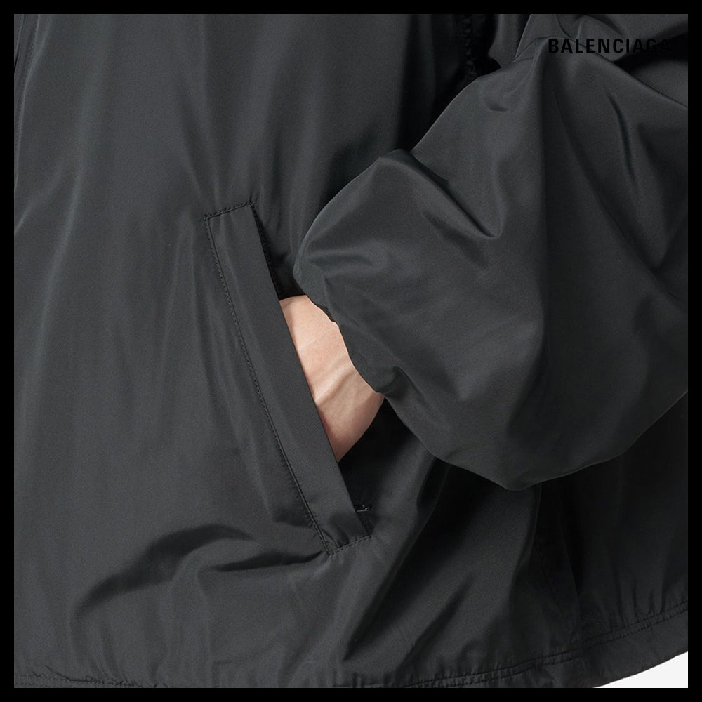 【BALENCIAGA】Back Logo Print Hooded Jacket Black