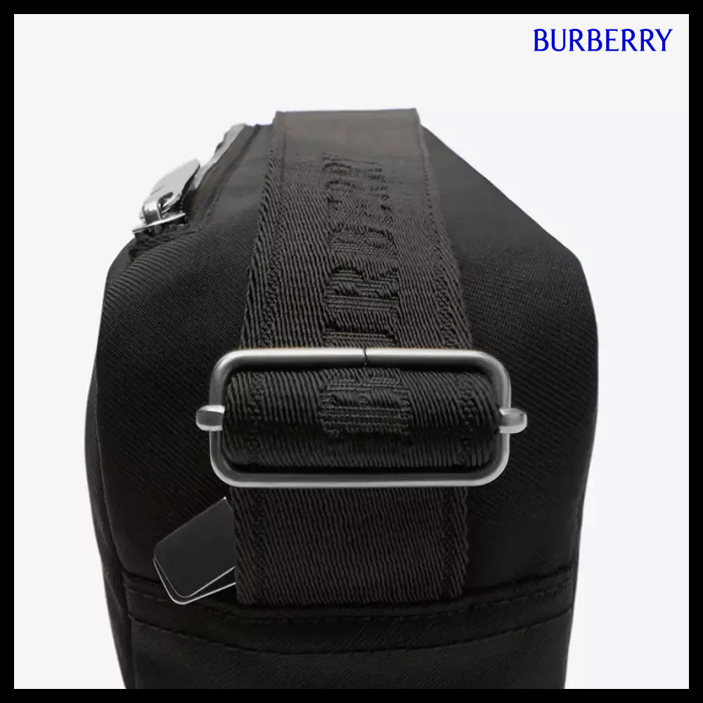 【Burberry】Men’s Orkney Crossbody Bag