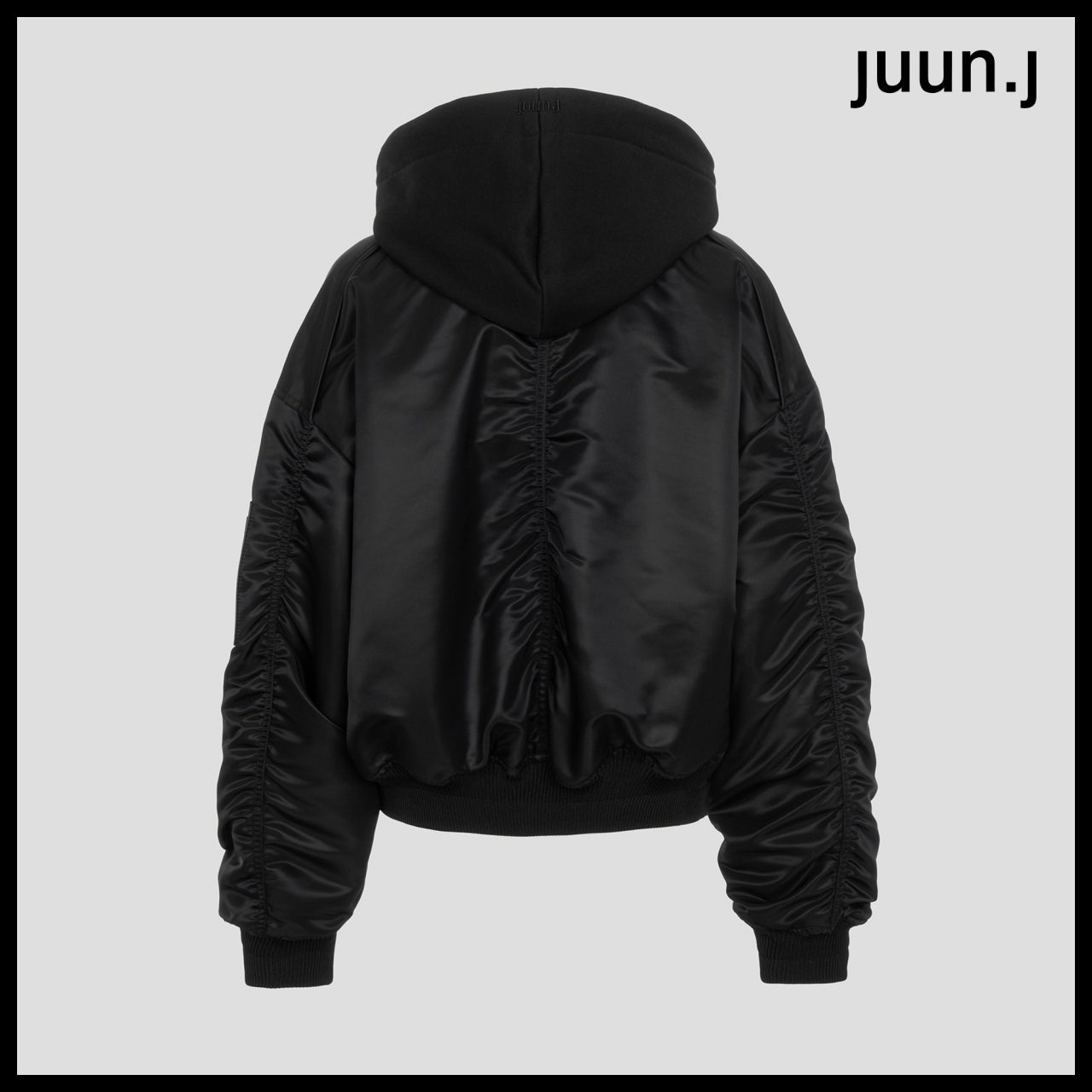 【JUUN.J】Detachable Sleeve Detail Hood Jumper Black