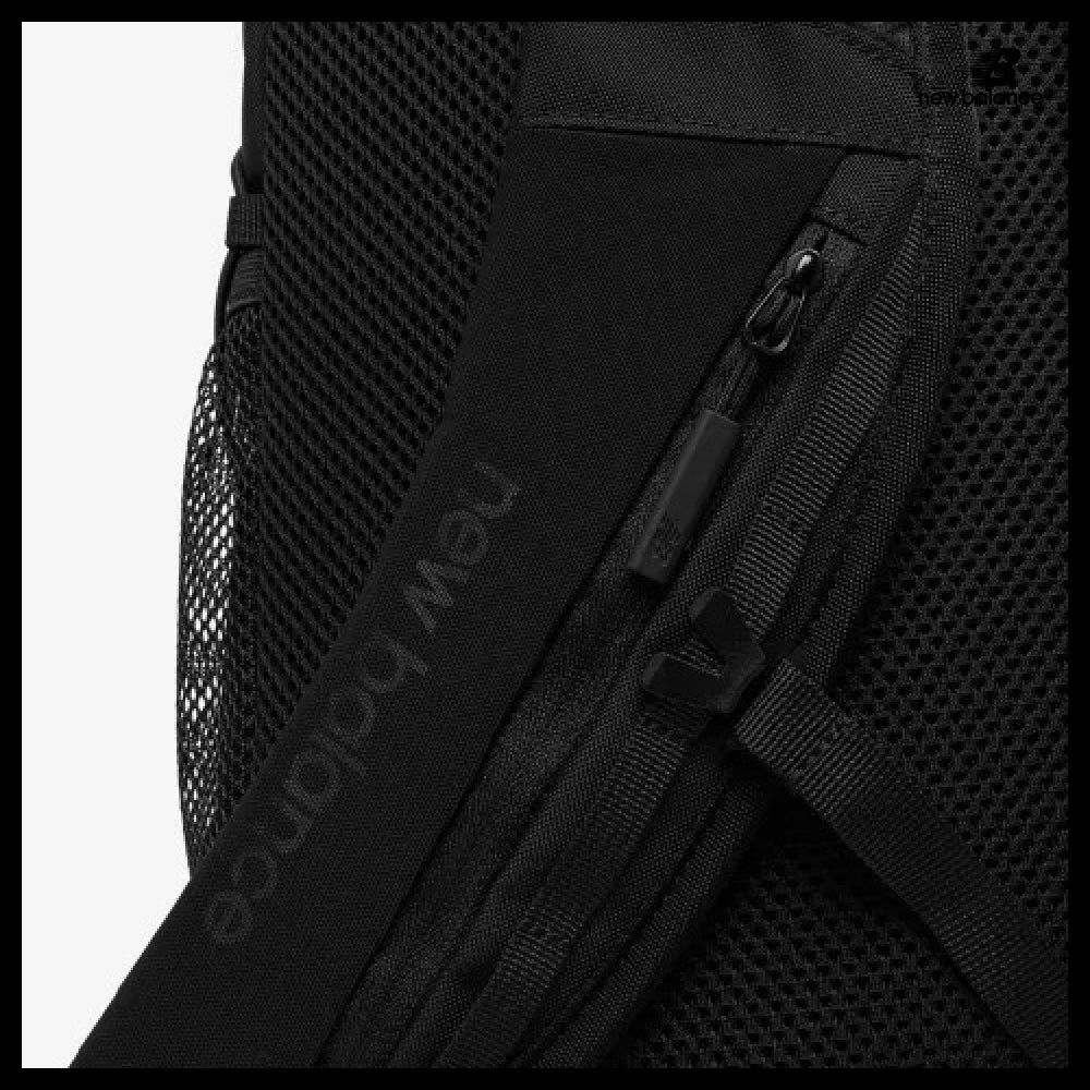 【New Balance】Trail Boost Backpack - Black