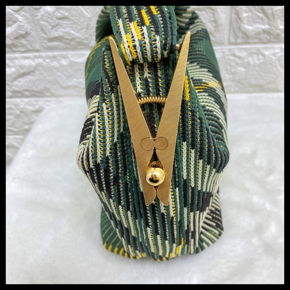 【Burberry】Knit Check Mini Peg Duffle Bag Ivy