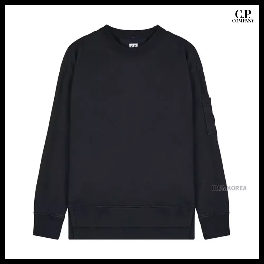 【C.P. Company】Diagonal Boxy Sweatshirt