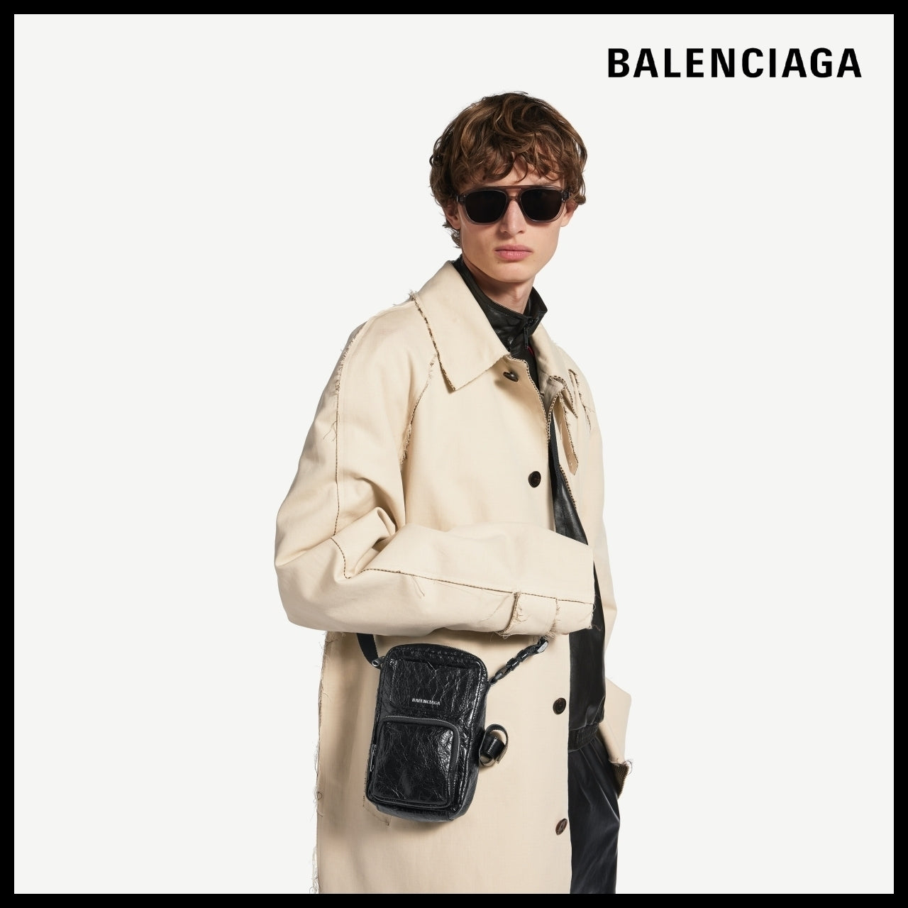 【BALENCIAGA】Superbusy Vertical Crossbody Bag