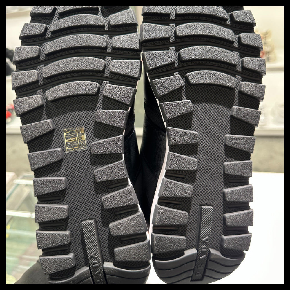 【PRADA】PRAX 01 Sneakers Men
