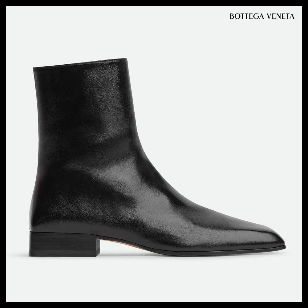 【BOTTEGA VENETA】Gym Ankle Boots Black