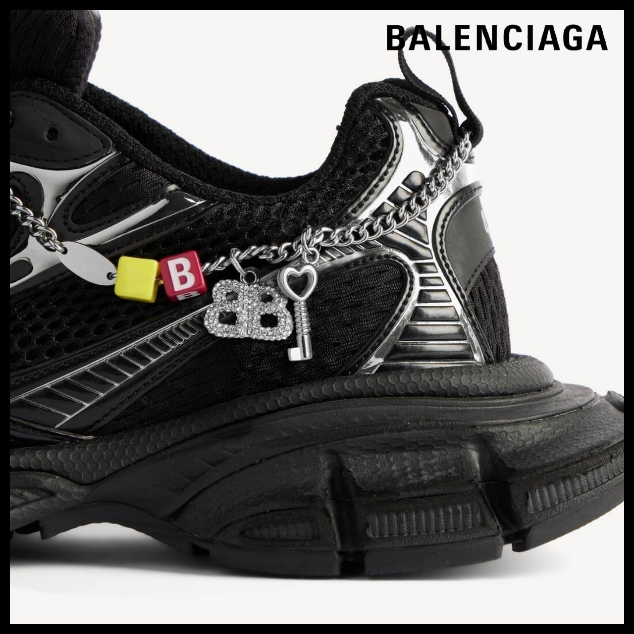 【BALENCIAGA】3XL Charm Sneakers