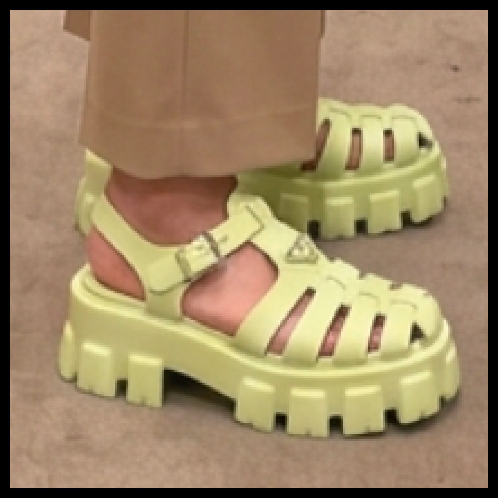 【PRADA】Rubber Sandals F0362