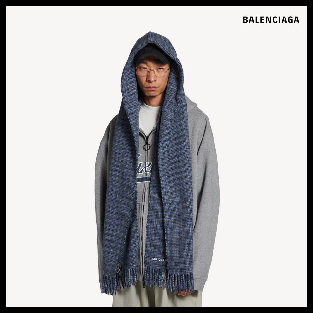 【BALENCIAGA】Hooded Scarf